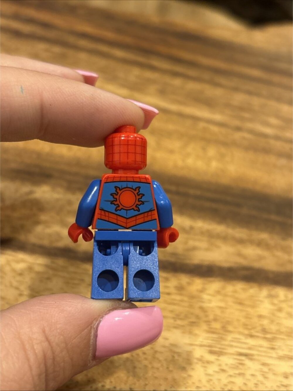 Lego Minifigure ( Authentic ) - Picture 2 of 2